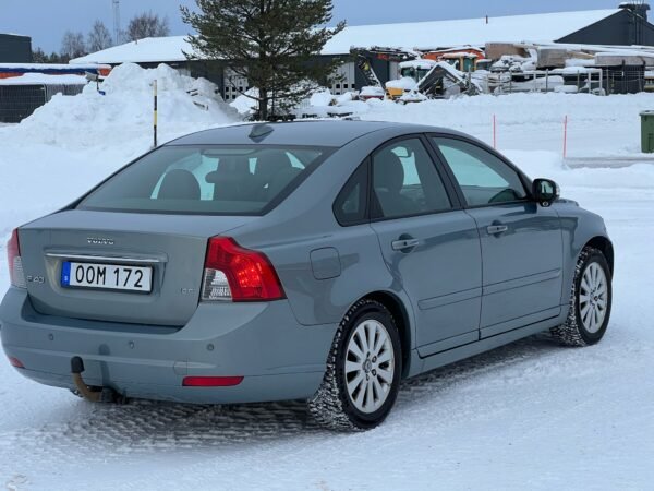 Volvo S40 1.8 Flexifuel Summum - Image 5