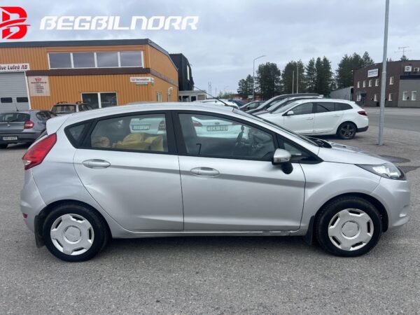 Ford Fiesta 5-dörrar 1.25 Trend - Image 4