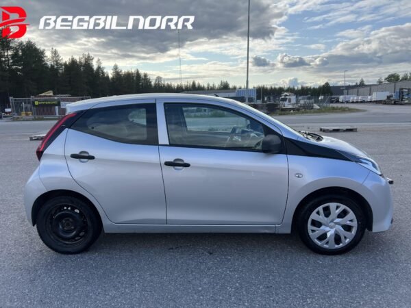 Toyota Aygo 5-dörrar 1.0 VVT - Image 11