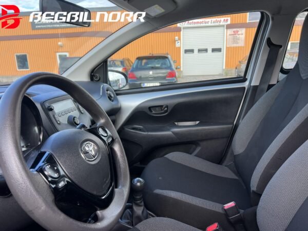 Toyota Aygo 5-dörrar 1.0 VVT - Image 3