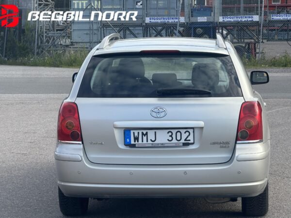 Toyota Avensis Kombi 2.0 D-4 VVT - Image 6