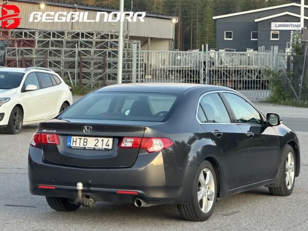Honda Accord 2.0 i-VTEC Elegance - Image 7