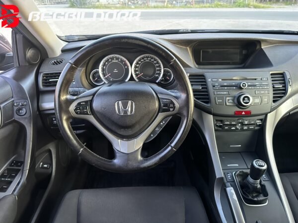 Honda Accord 2.0 i-VTEC Elegance - Image 4