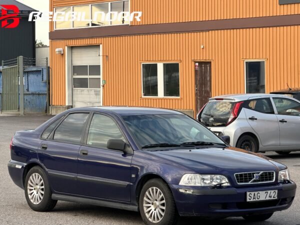 Volvo S40 1.8 - Image 8