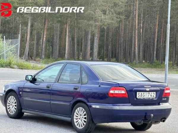 Volvo S40 1.8 - Image 5