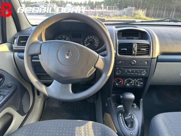 Renault Clio 5-dörrars Halvkombi 1.4 - Image 3