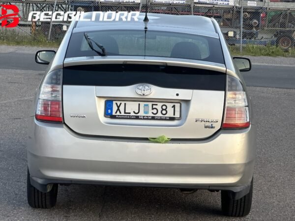 Toyota Prius 1.5 VVT-i + 3CM CVT - Image 7