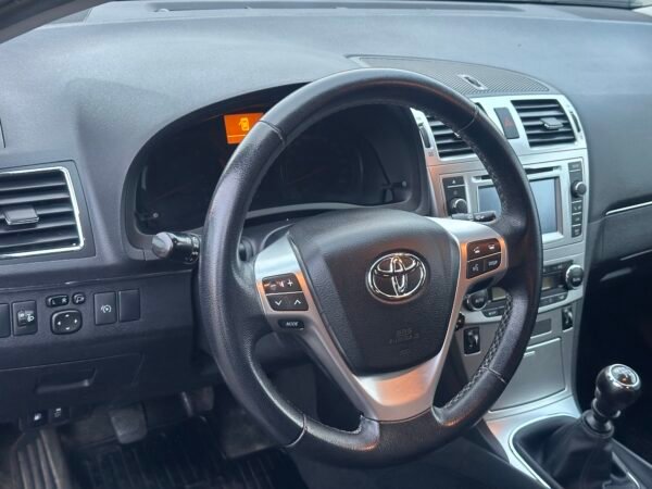 Toyota Avensis Kombi 2.0