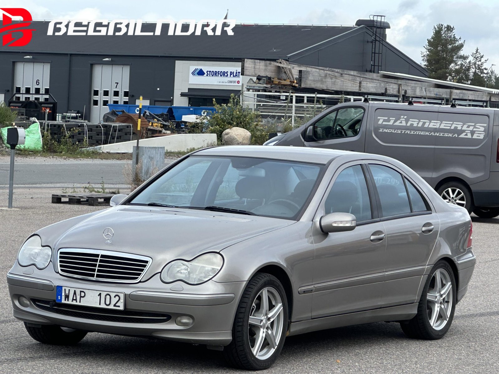 Mercedes-Benz C 240 4MATIC Avantgarde*