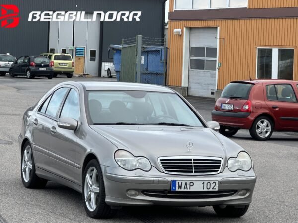 Mercedes-Benz C 240 4MATIC Avantgarde*