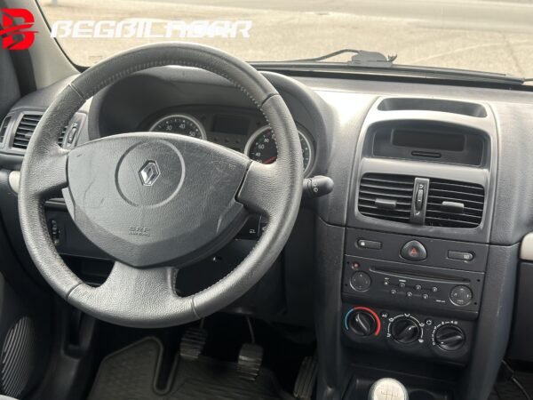 Renault Clio 2005