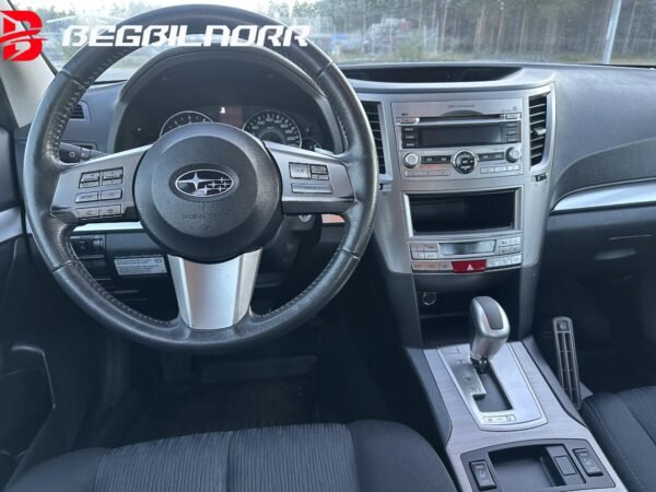 Subaru Legacy 2.0 4WD Lineartronic - Image 5