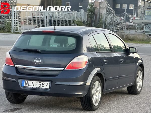 Opel Astra 1.6 Twinport - Image 8