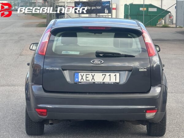 Ford Focus 5-dörrars 1.8 Flexifuel - Image 12