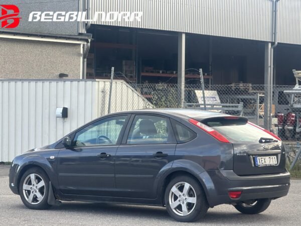 Ford Focus 5-dörrars 1.8 Flexifuel - Image 8