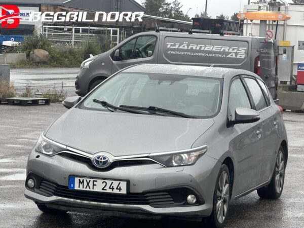 Toyota Auris Hybrid e-CVT Active