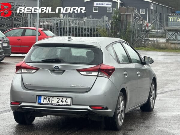 Toyota Auris Hybrid e-CVT Active - Image 9