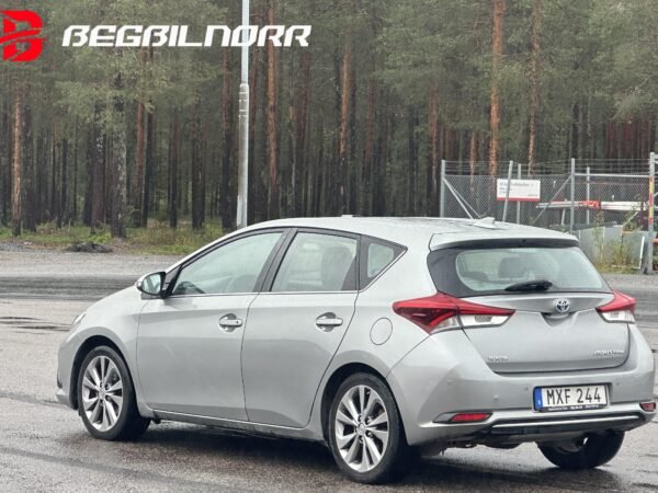 Toyota Auris 2016
