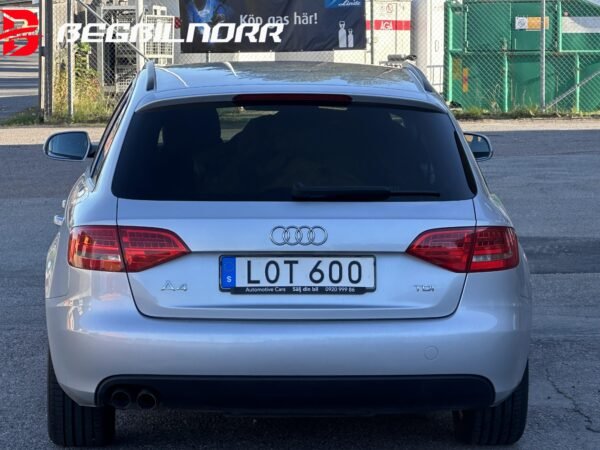 Audi A4 Avant 2011