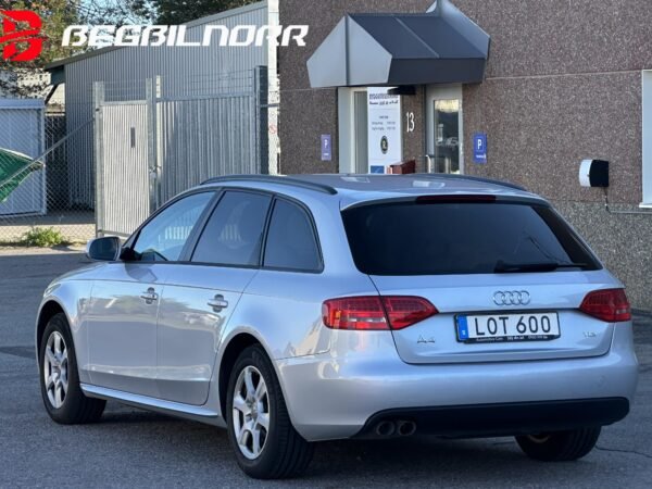 Audi A4 Avant 2011