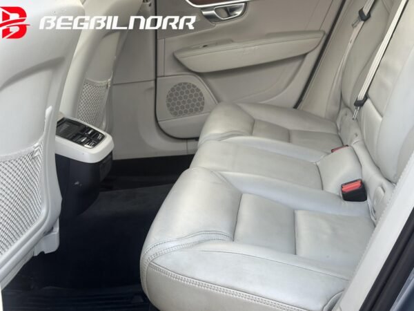 Volvo S90 D5 AWD Inscription – Loungepaket, VOC, Navi! - Image 10