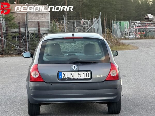 Renault Clio 1.2 - Image 9