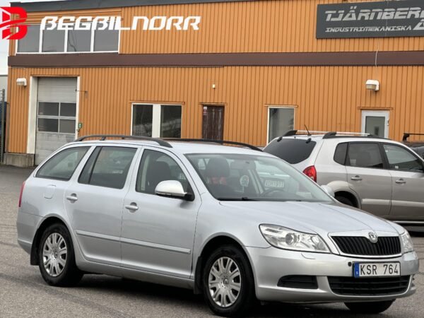 Skoda Octavia Kombi 1.6 TDI Ambiente - Image 13