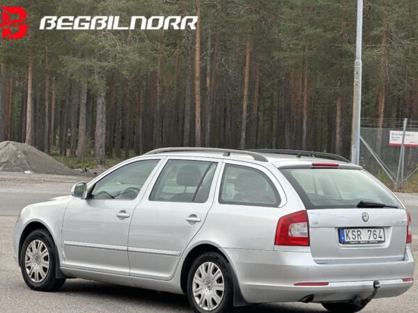 Skoda Octavia Kombi 1.6 TDI Ambiente - Image 3