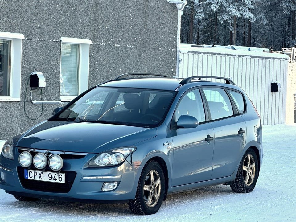 Begagnad Hyundai i30 2010 till salu Luleå - framsida